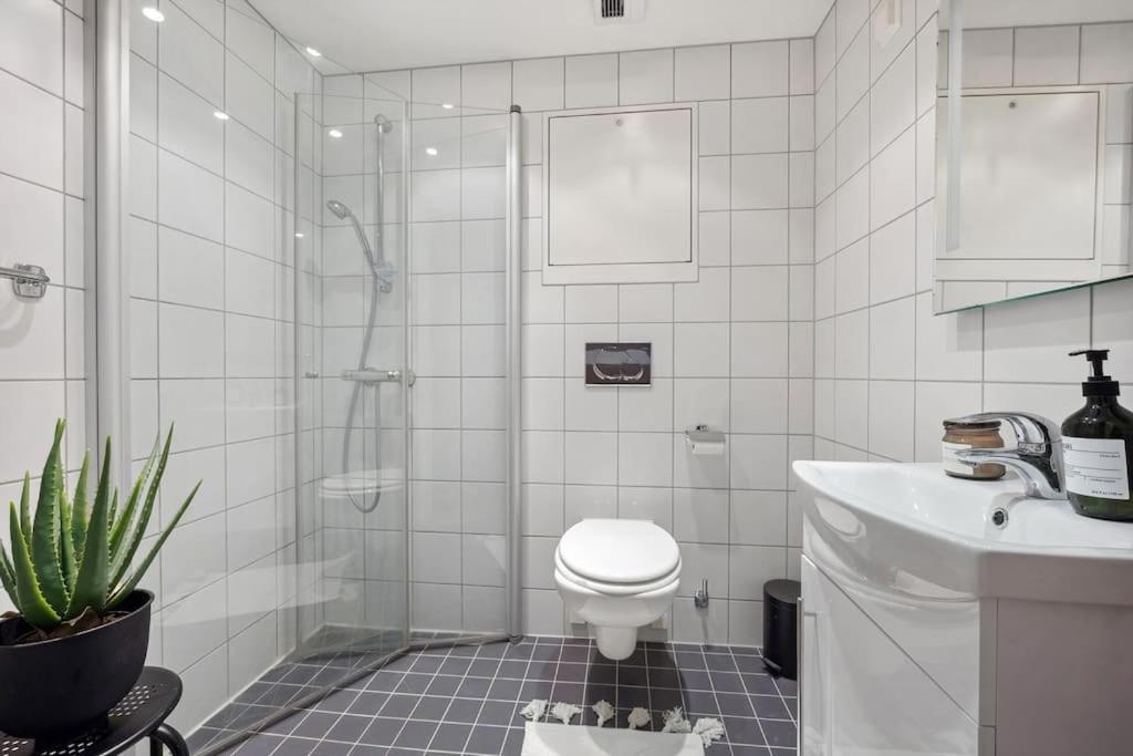 Luxury 3-bedroom Flat With Seaview In