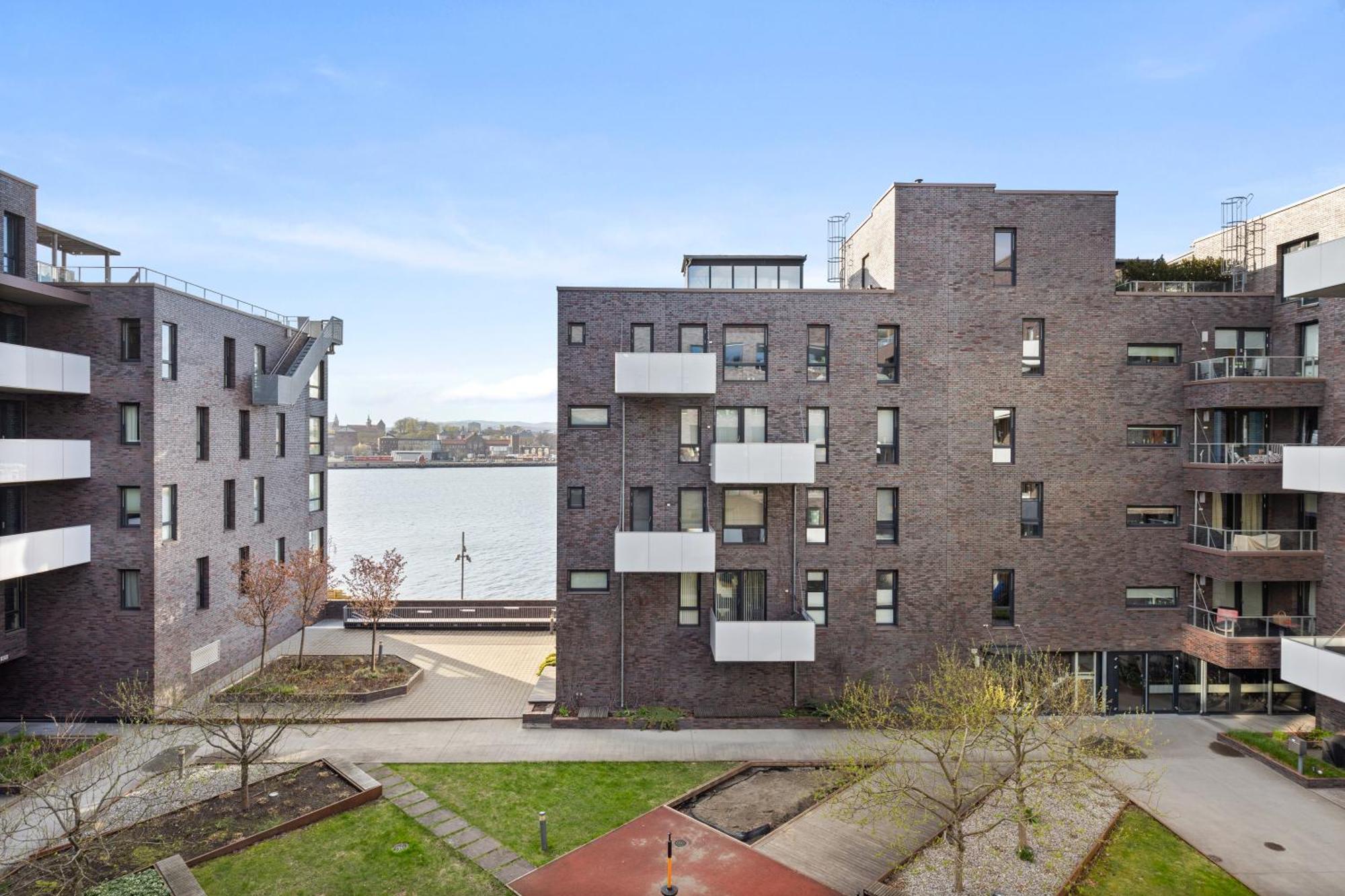 Luxury 3-bedroom Flat With Seaview In * Oslo